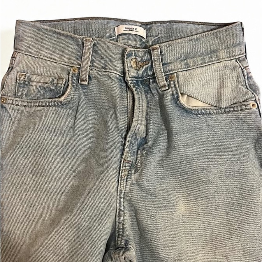 Women’s Light Blue Jeans from Forever 21